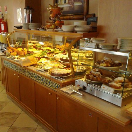 Apulia Hotel Taranto Ara Solis 리도 아주로 외부 사진